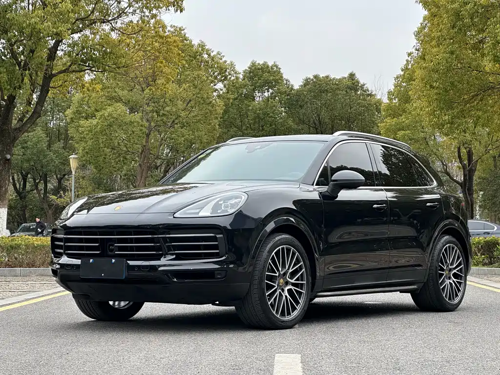 Porsche Cayenne 2021