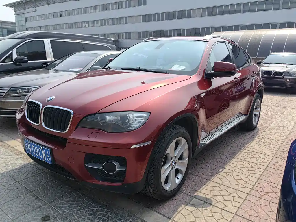 BMW X6 2011