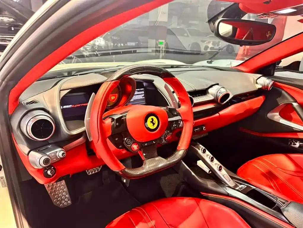 Ferrari 812 2017 6.5L Superfast
