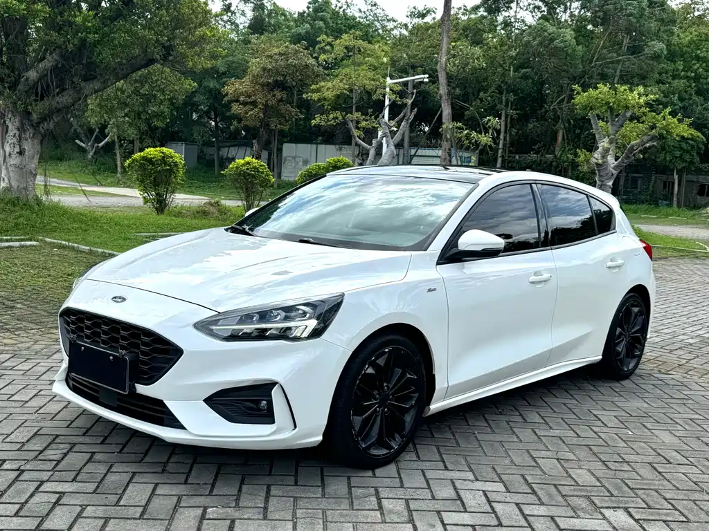 Ford Focus 2021