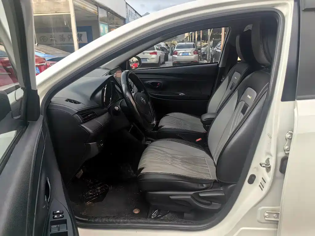 Toyota Vios — миниатюра 8