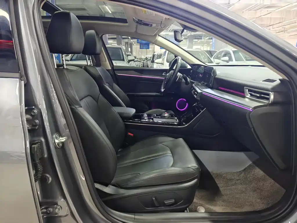 Kia K5 1.5T Premium Edition, фото 8