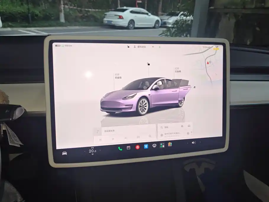 Tesla Model 3 — миниатюра 14