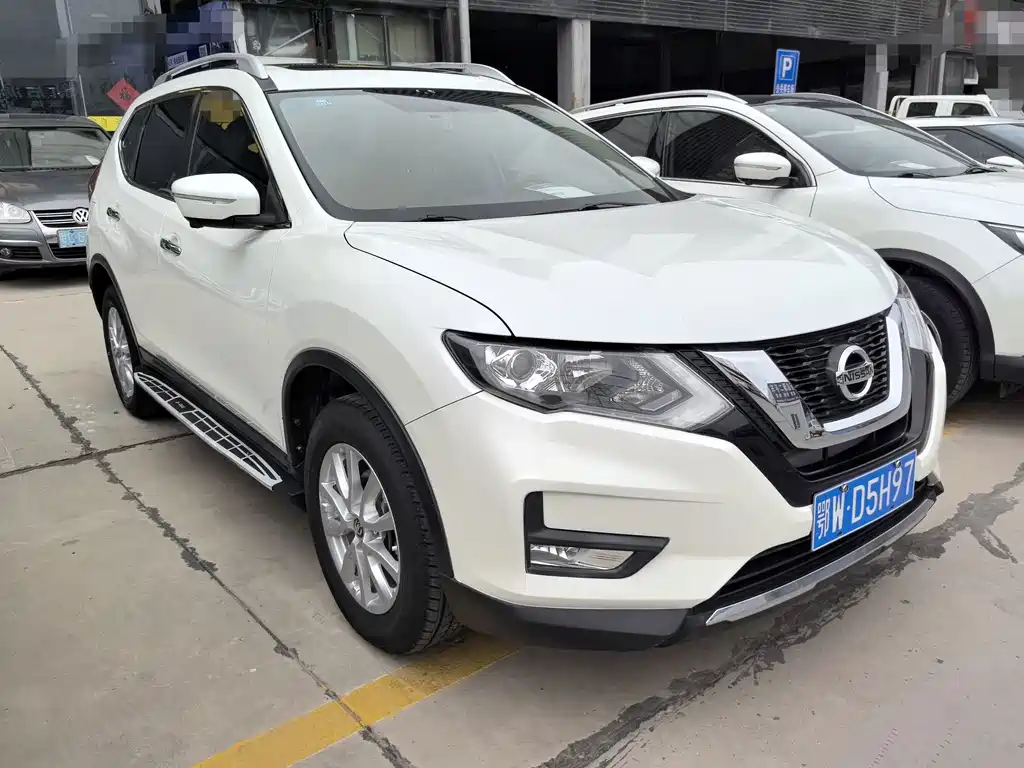 Nissan X-Trail — миниатюра 3