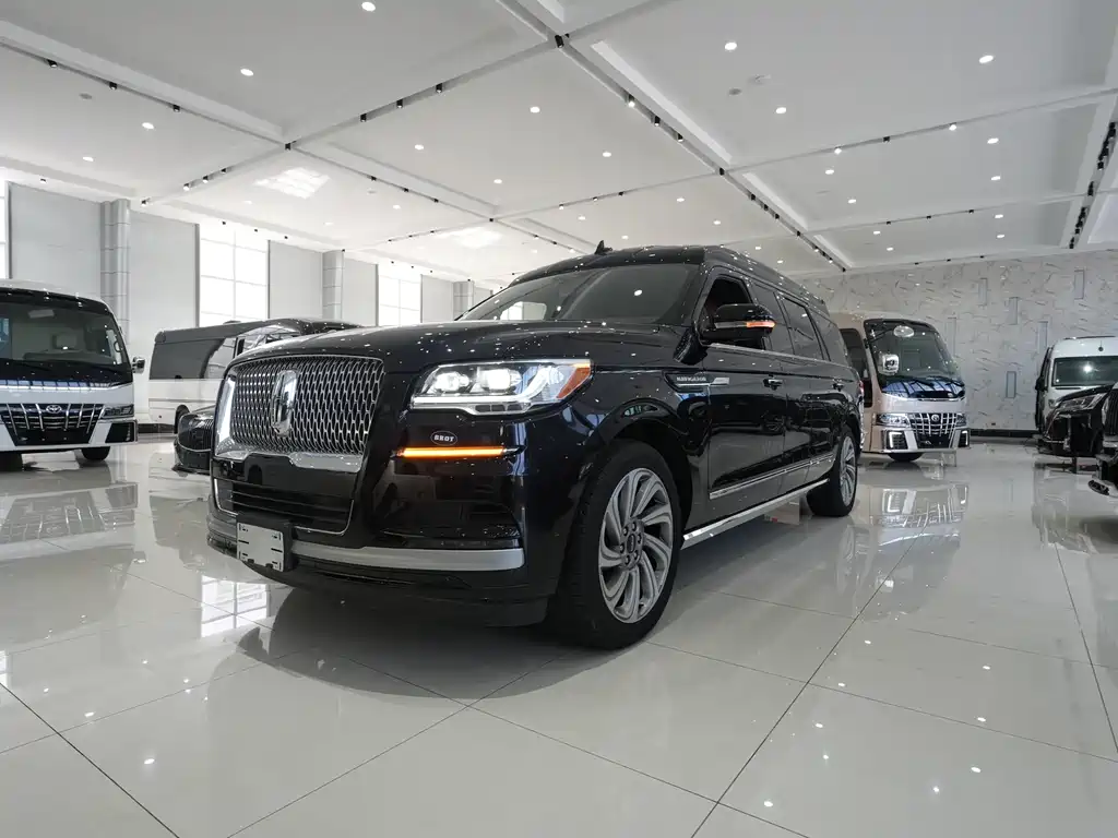 Lincoln Navigator 0