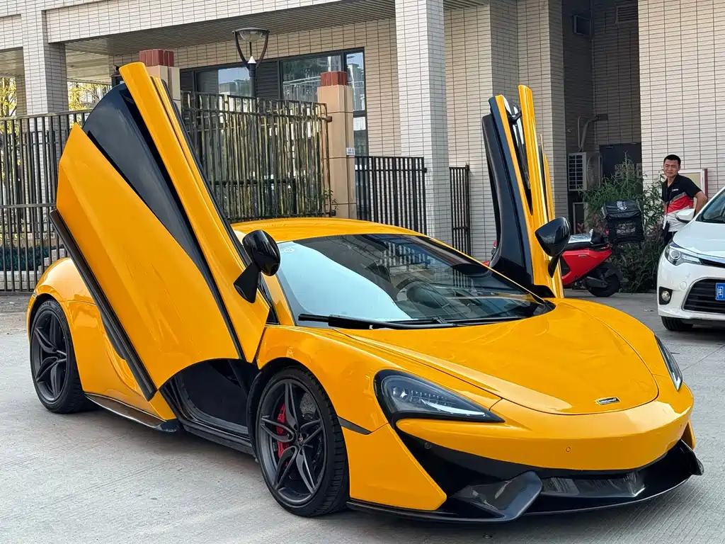 McLaren 570 2015 570S 3.8T Coupe