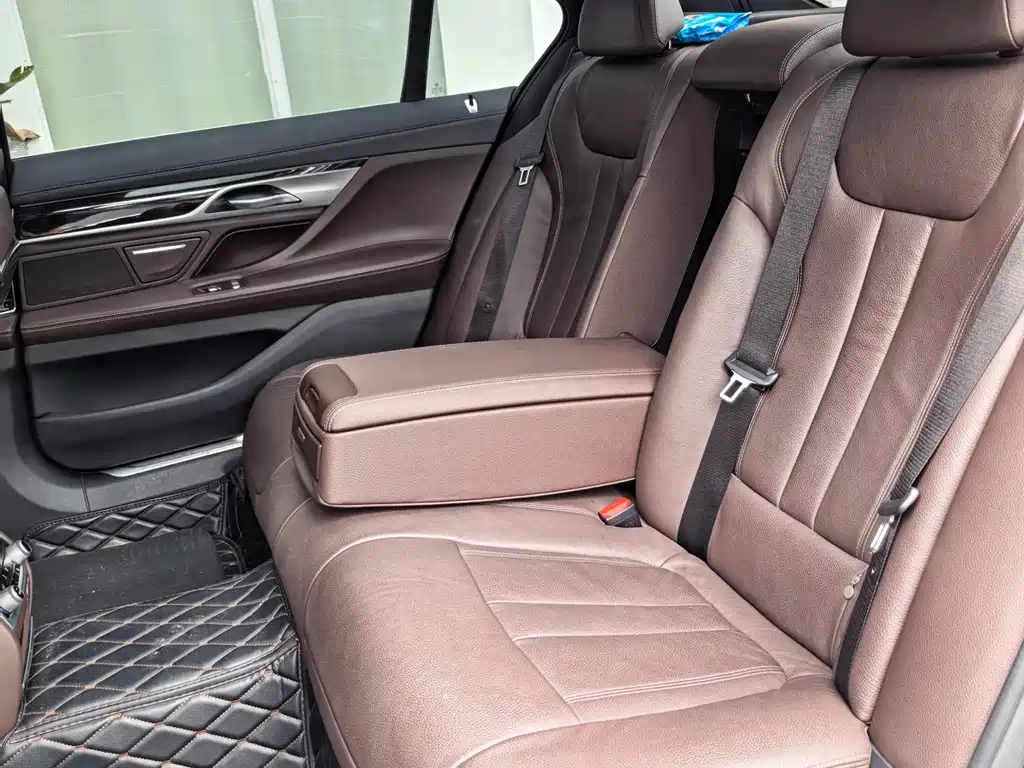 BMW 7 Series 7 2018 730Li Lead M Sport