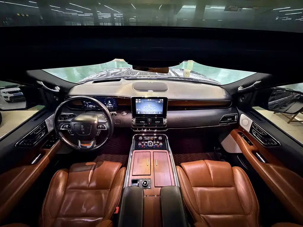 Lincoln Navigator 2018 3.5T V