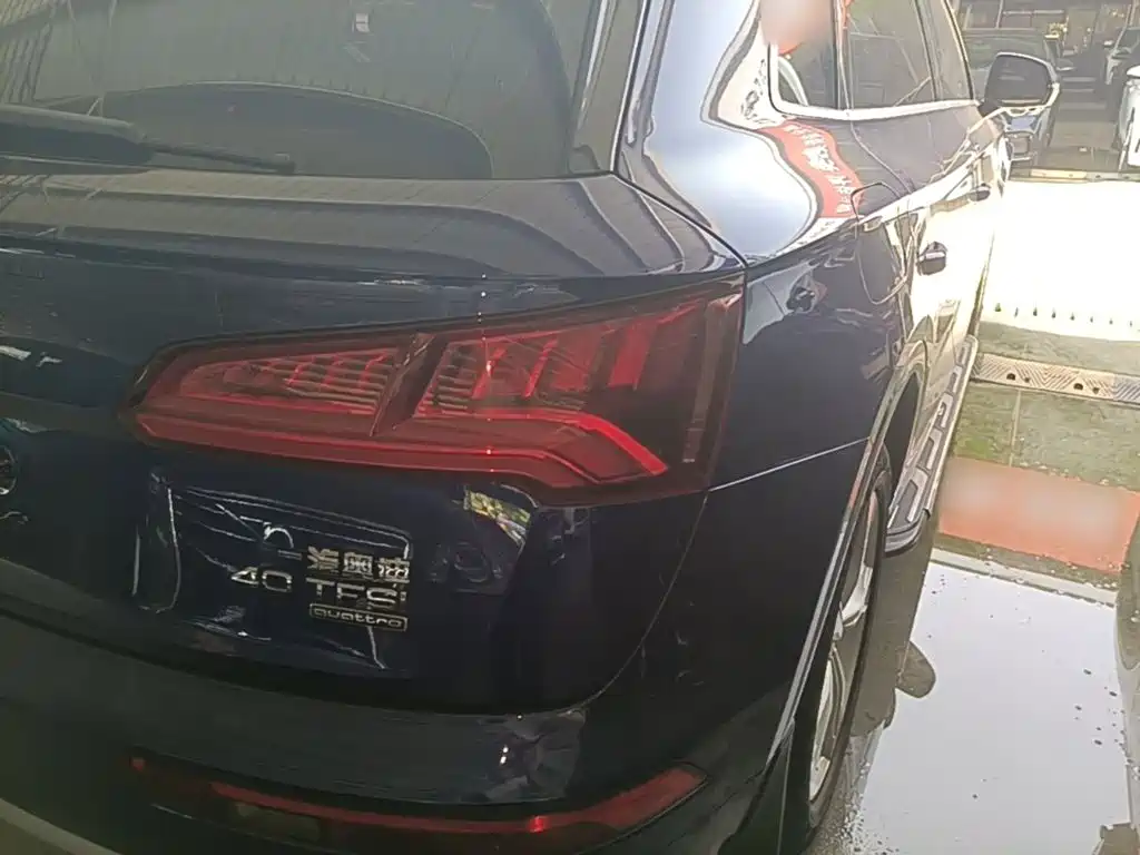 Audi Q5L 2018 40 TFSI V