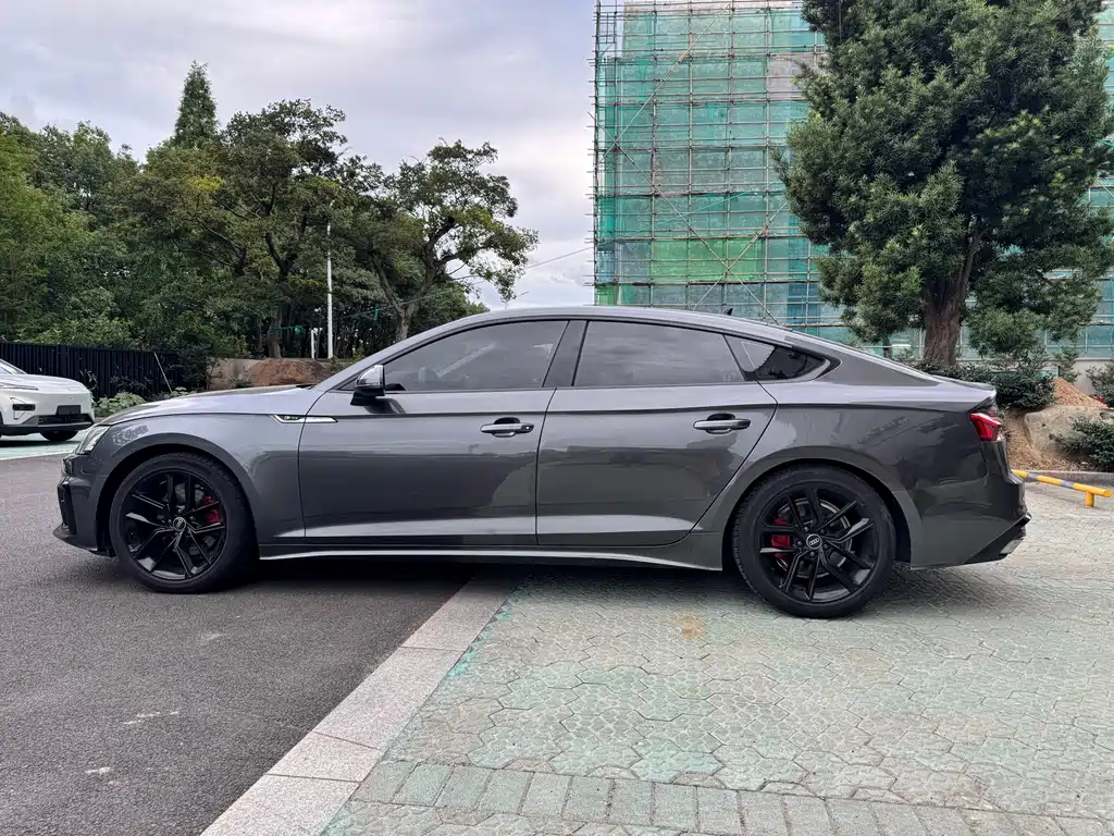 Audi A5 (Import) — миниатюра 7