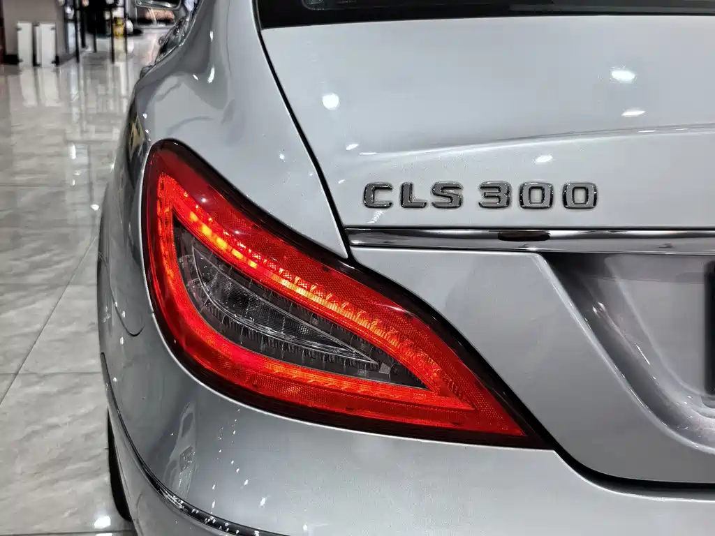 Mercedes-Benz CLS 2012 CLS 300 CGI