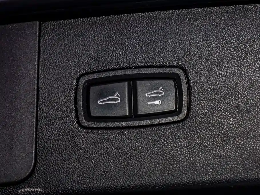 Porsche Cayenne Hybrid — миниатюра 7