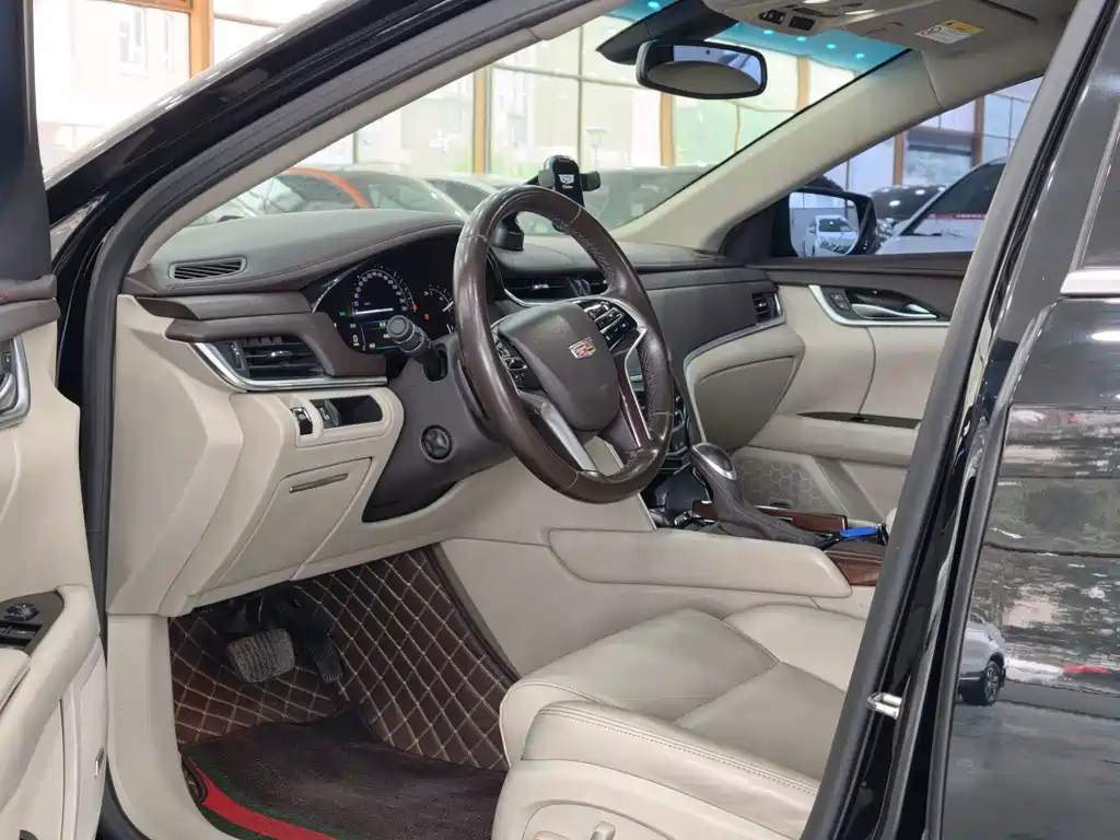 Cadillac XTS — миниатюра 7