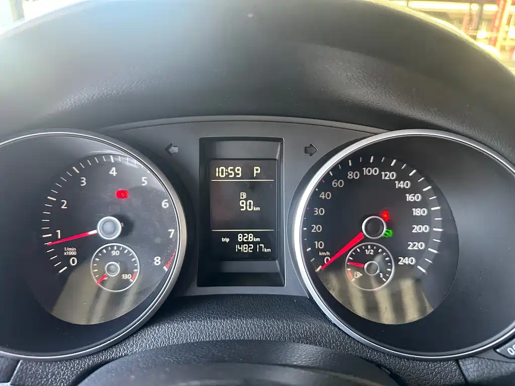 Volkswagen Golf — миниатюра 15