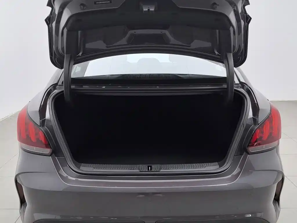 MG MG5 — миниатюра 16
