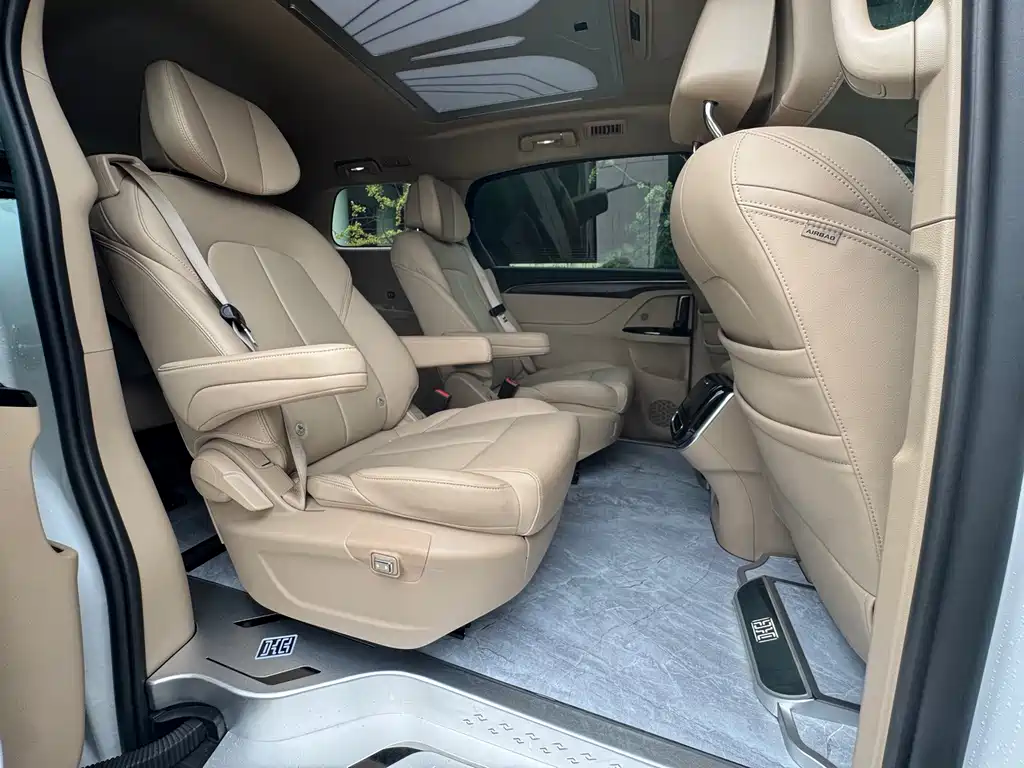 Buick GL8 Hybrid — миниатюра 13