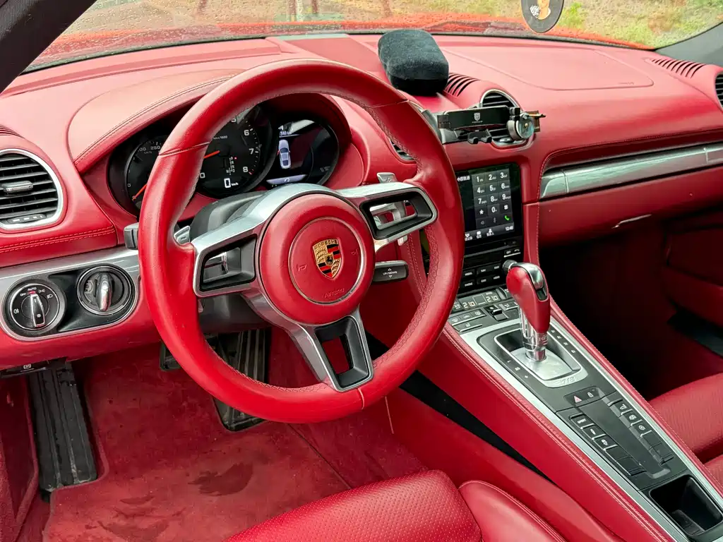 Porsche 718 2020 Cayman 2.0T