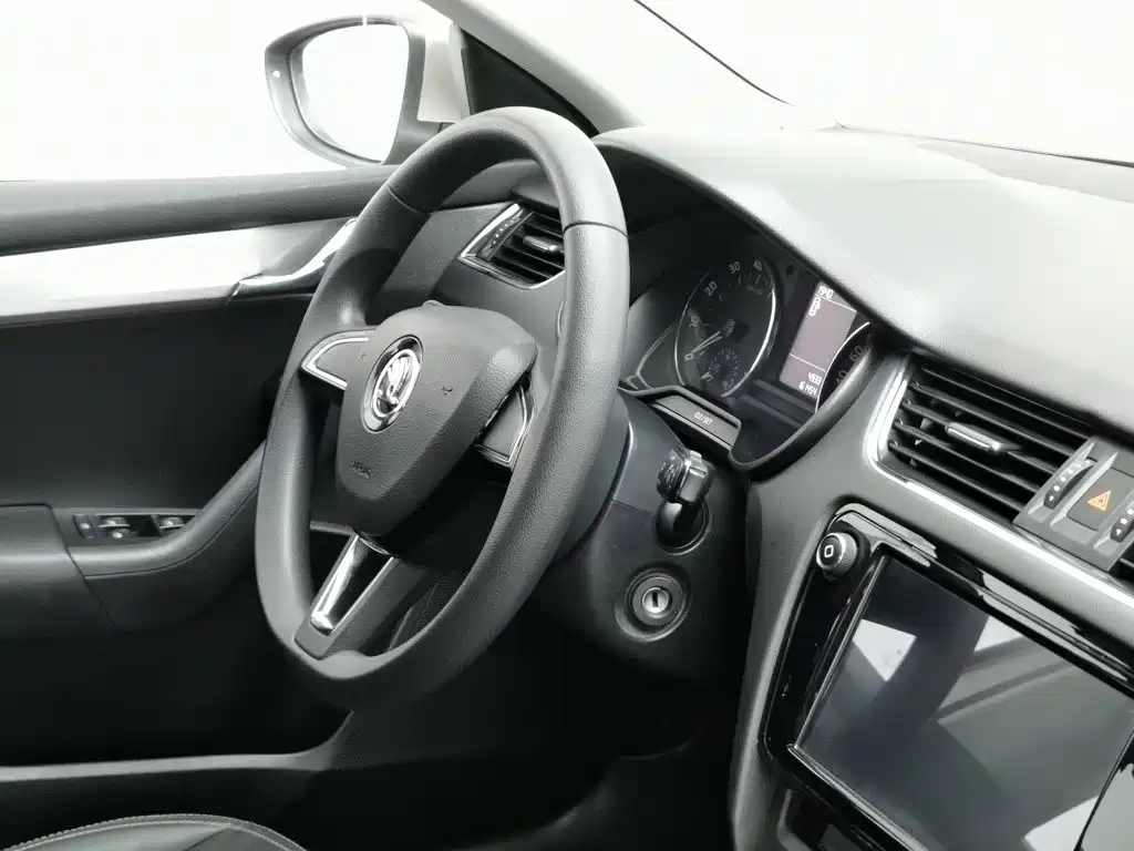Skoda Octavia — миниатюра 22