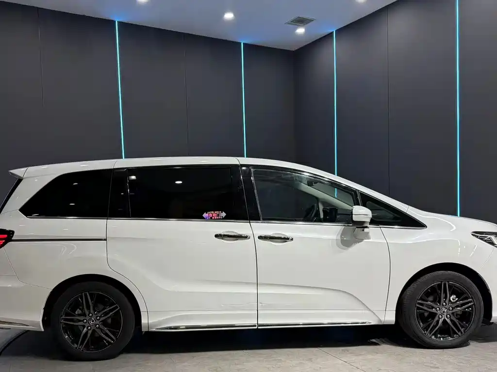 Honda Odyssey — миниатюра 4