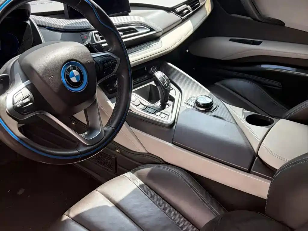 BMW i8 — миниатюра 3