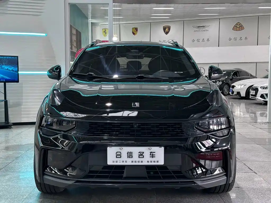 Lynk & Co 01 — миниатюра 2
