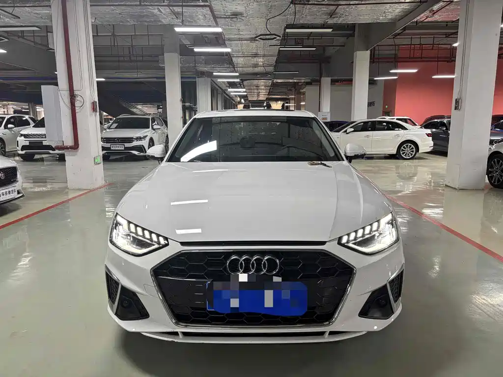 Audi A4L 2021