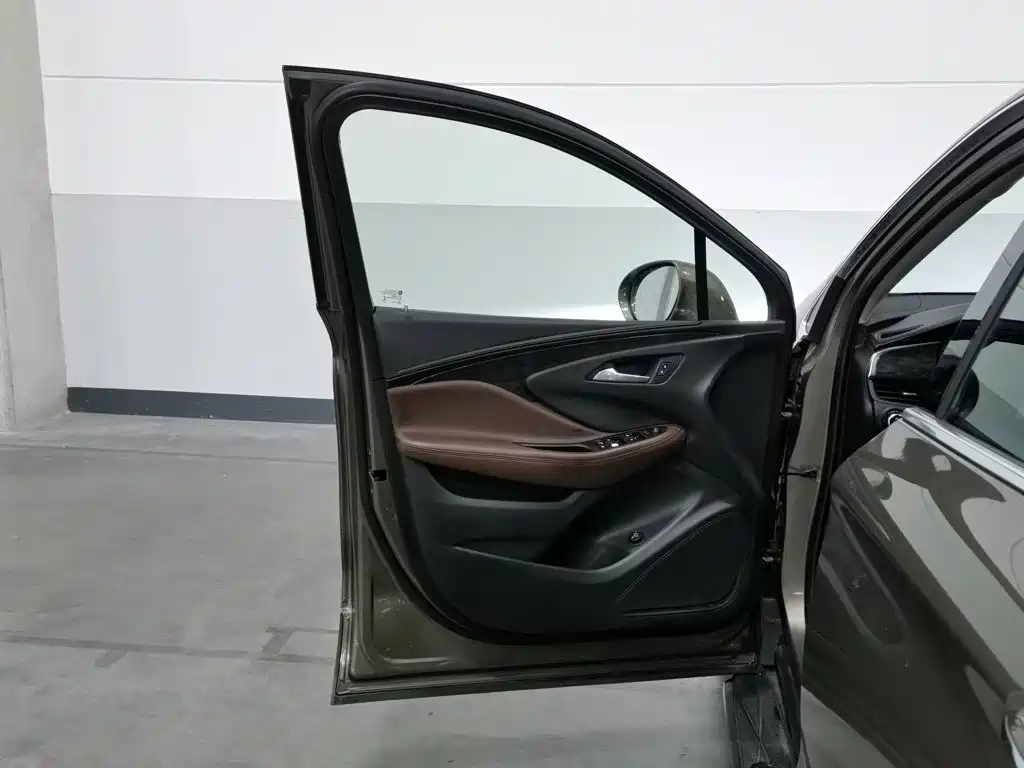 Buick Envision Plus — миниатюра 8