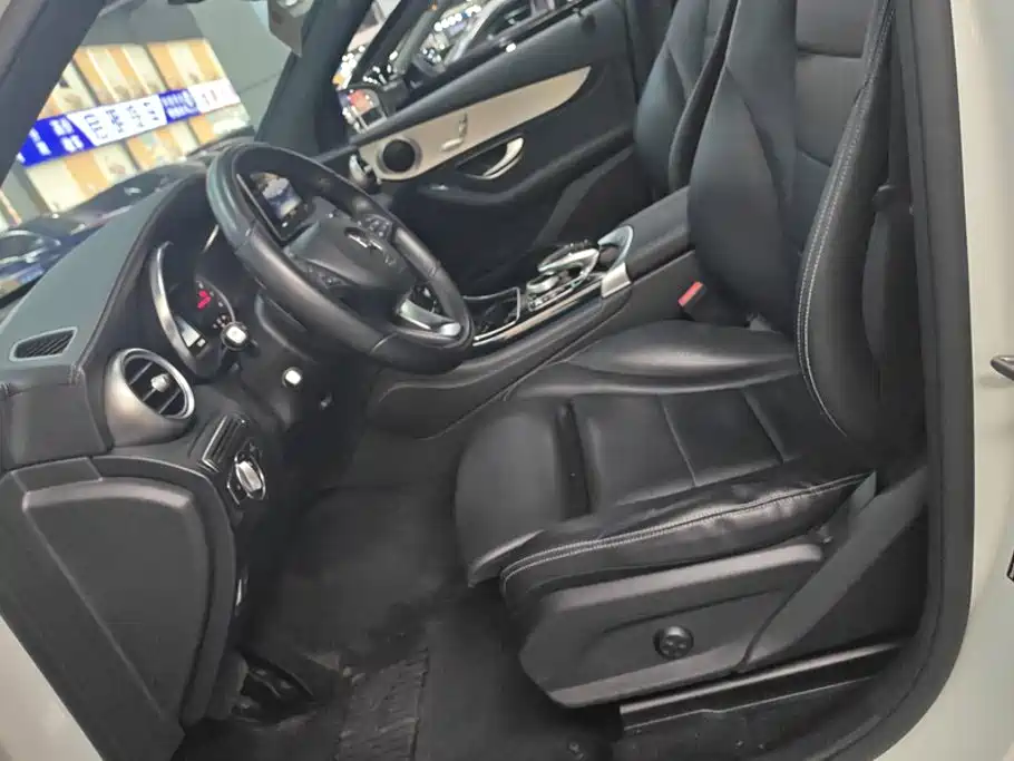 Mercedes-Benz GLC — миниатюра 9