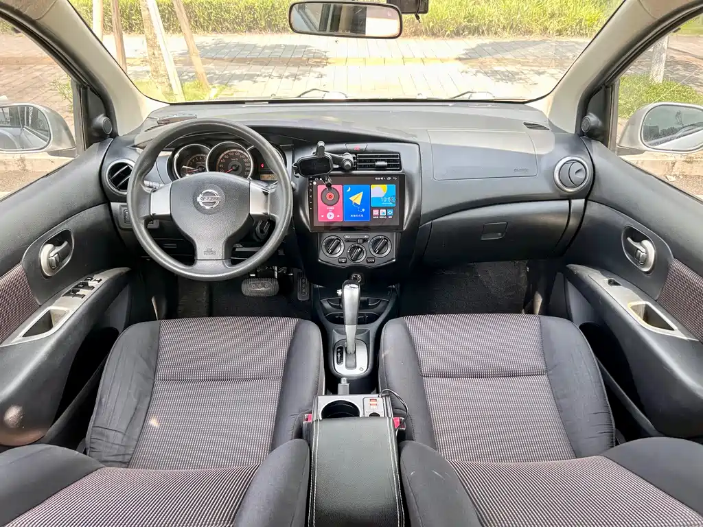 Nissan Livina — миниатюра 14