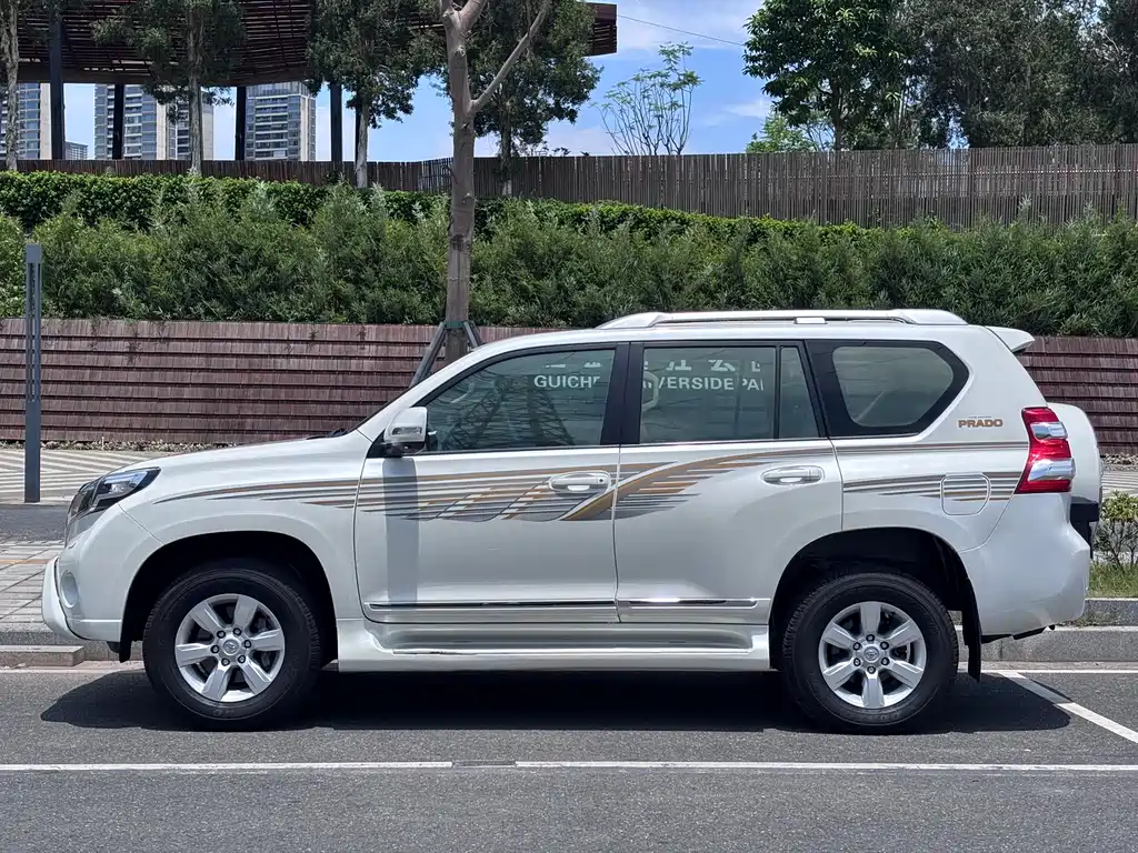 Toyota Land Cruiser Prado 2015 2.7L