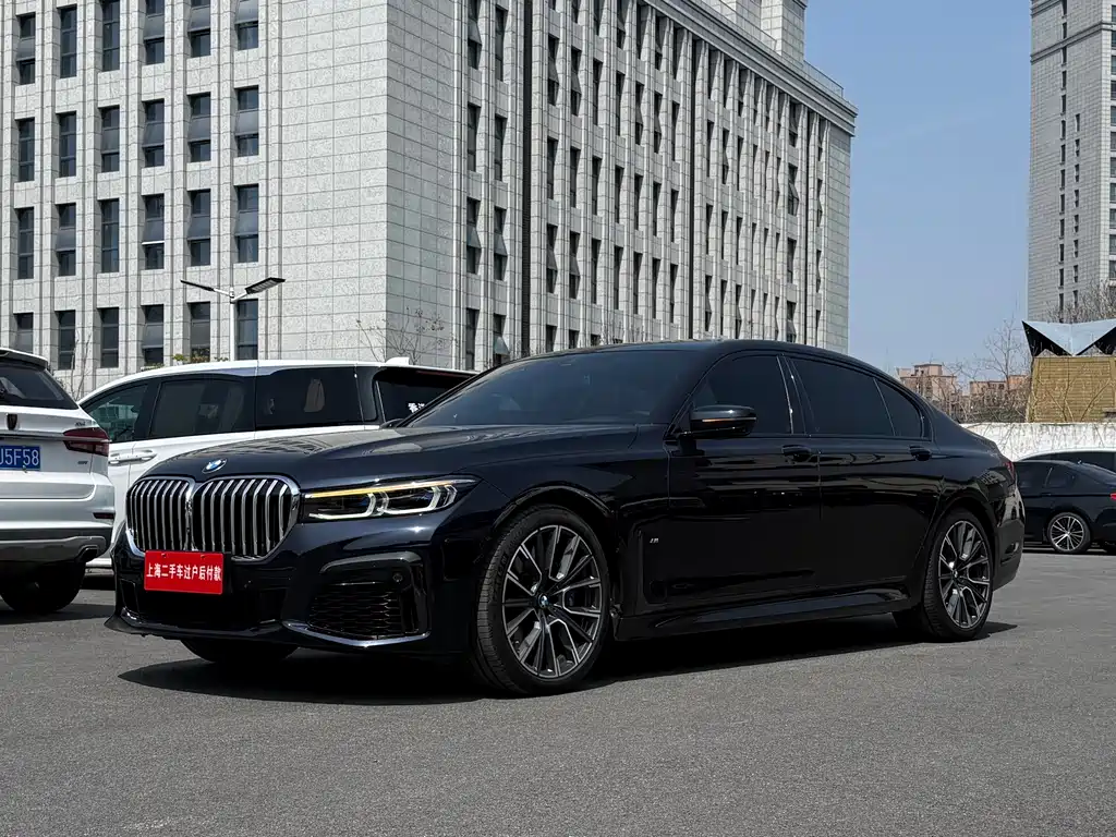 BMW 7 Series 7 2022 740Li Premium M Sport