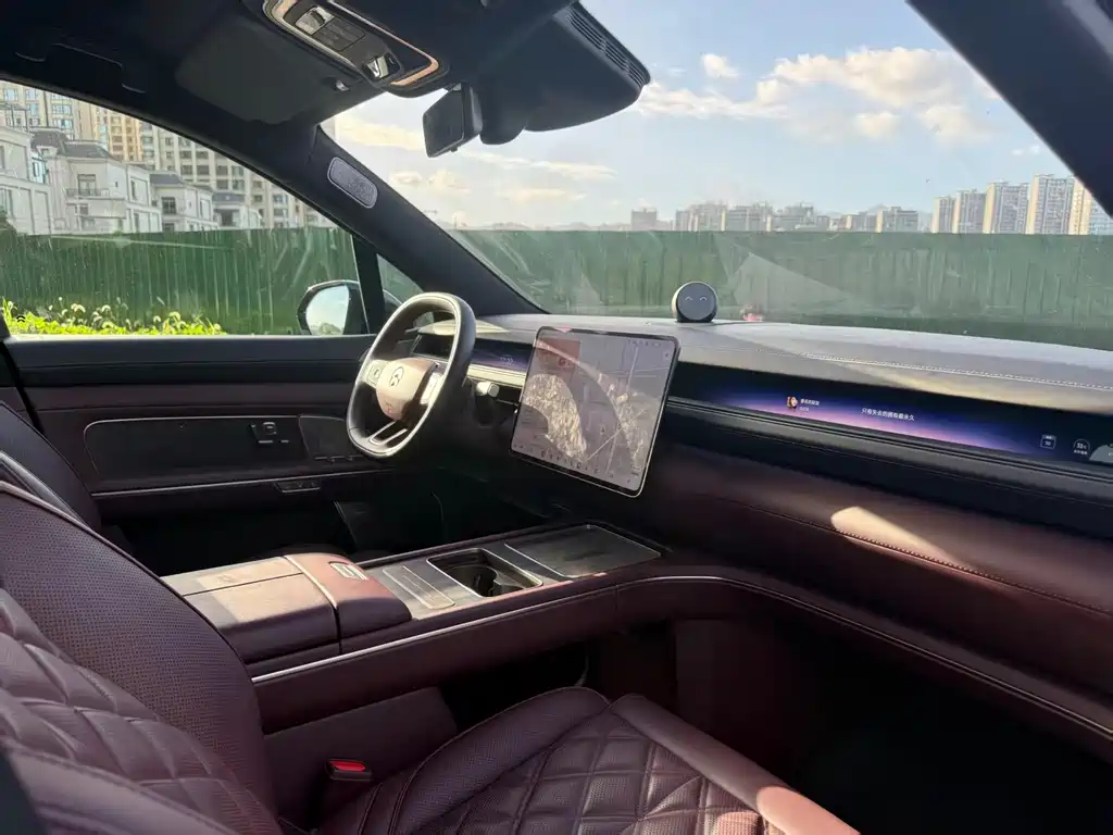 NIO ES8 2026 мест Executive Luxury