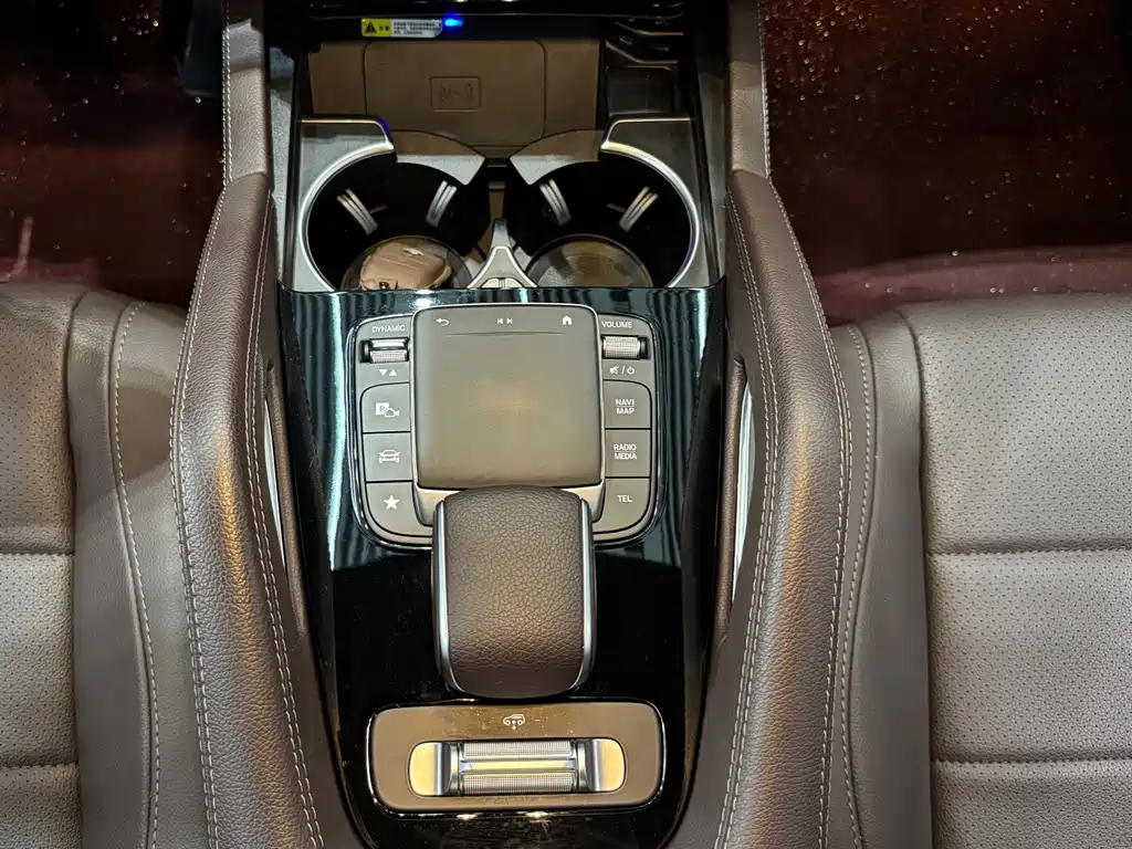 Mercedes-Benz GLS — миниатюра 13