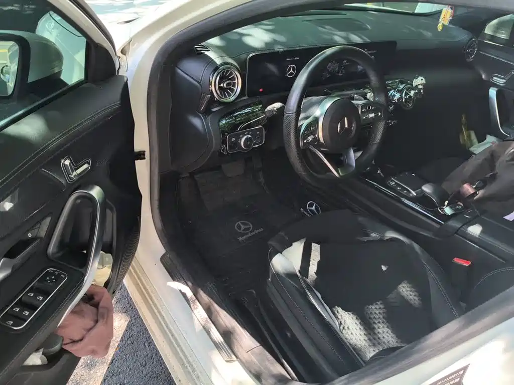 Mercedes-Benz A-Class — миниатюра 14
