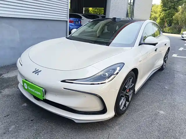 2025 IM Motors L6