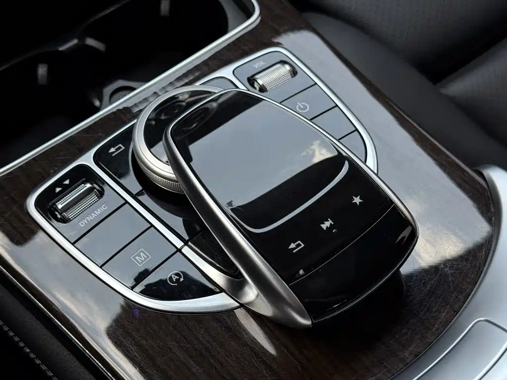 Mercedes-Benz GLC — миниатюра 40