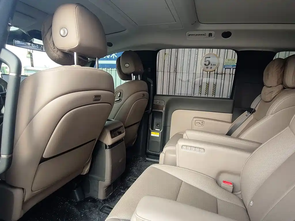 Li Auto Li MEGA — миниатюра 12