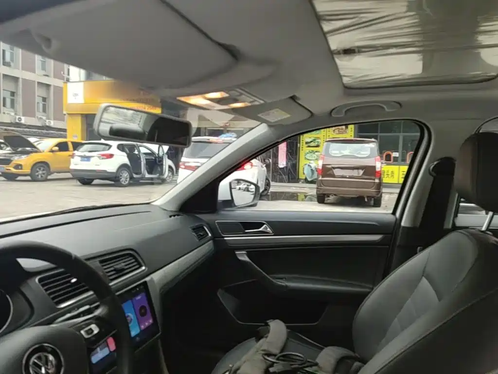 Volkswagen Lavida — миниатюра 18