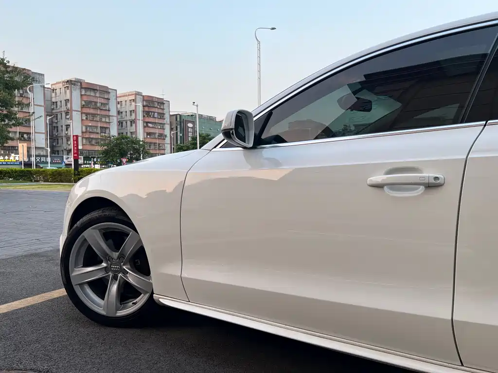 Audi A5 (Import) — миниатюра 7