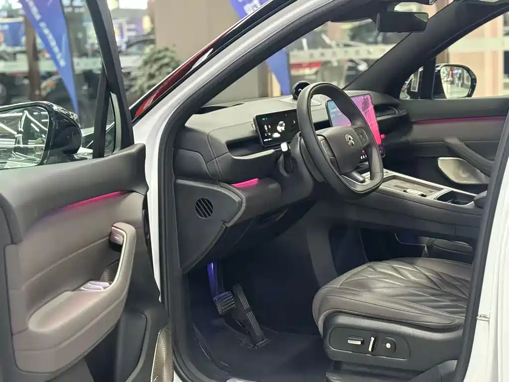 NIO ES6 — миниатюра 6