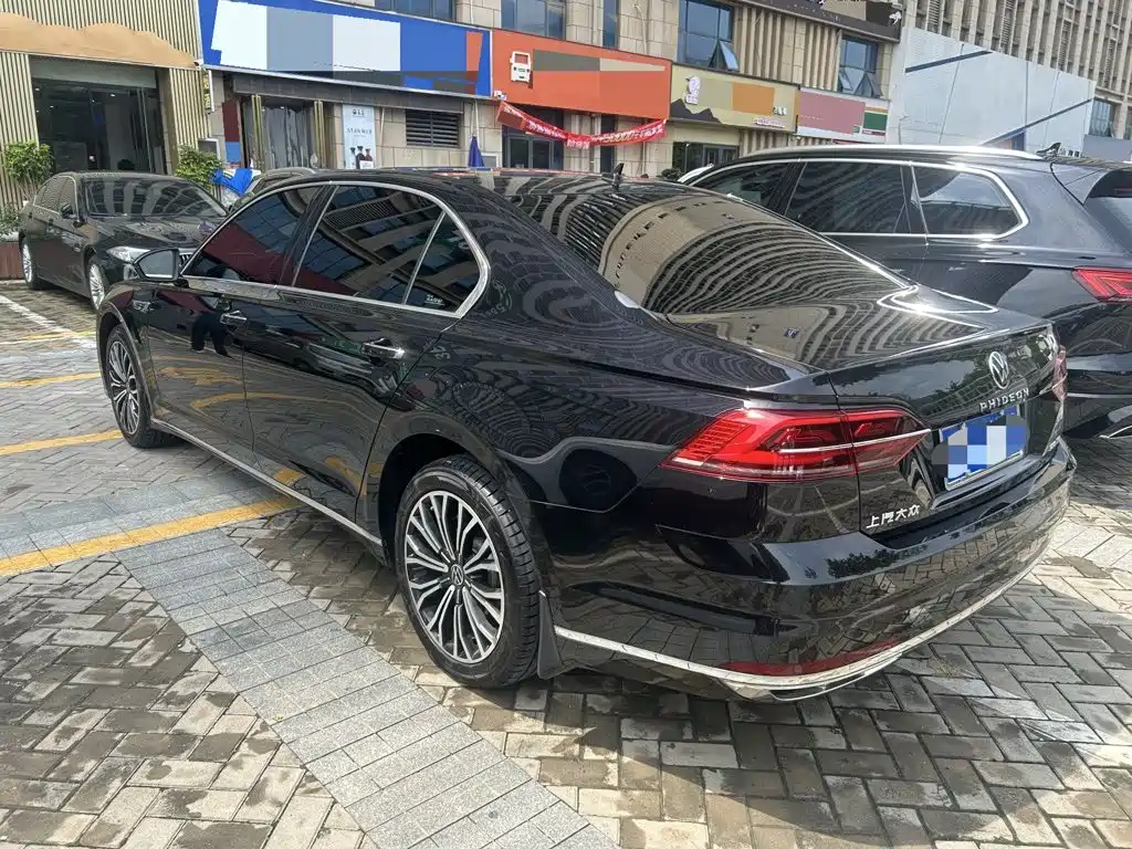 Volkswagen Phideon — миниатюра 3