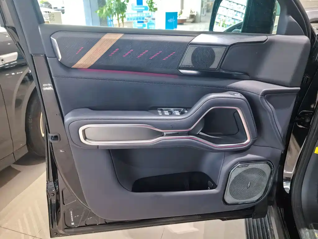 Fang Cheng Bao Leopard 8 — миниатюра 3