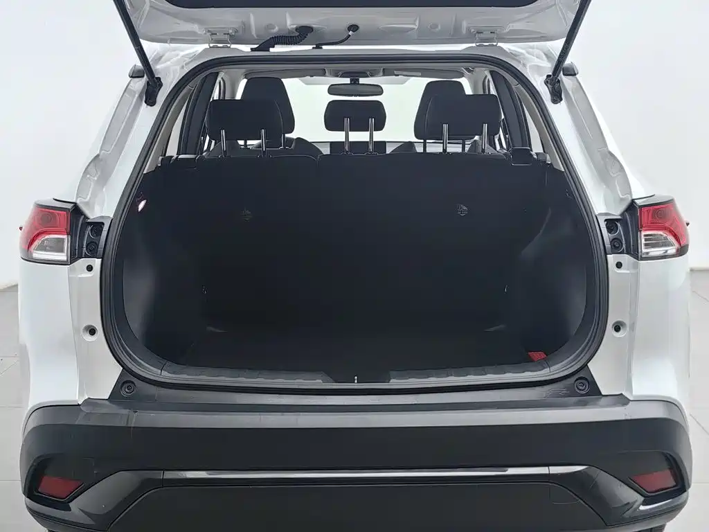 Toyota Frontlander — миниатюра 16