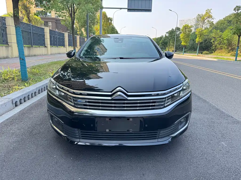 Citroen C6 — миниатюра 2