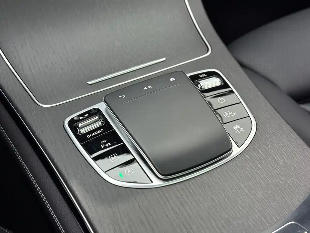 MERCEDES-BENZ GLC COUPE