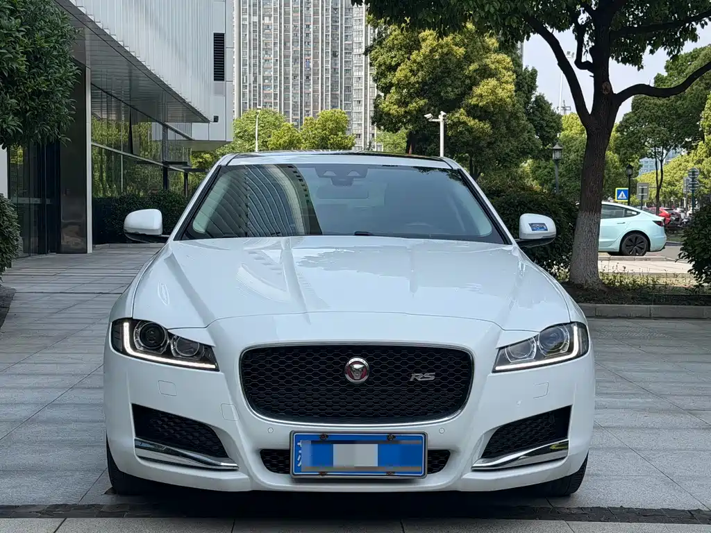 Jaguar XFL 2017