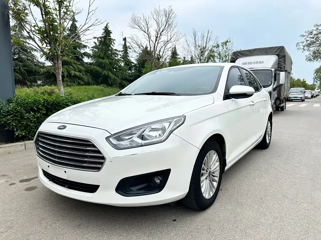 Ford Escort 2016