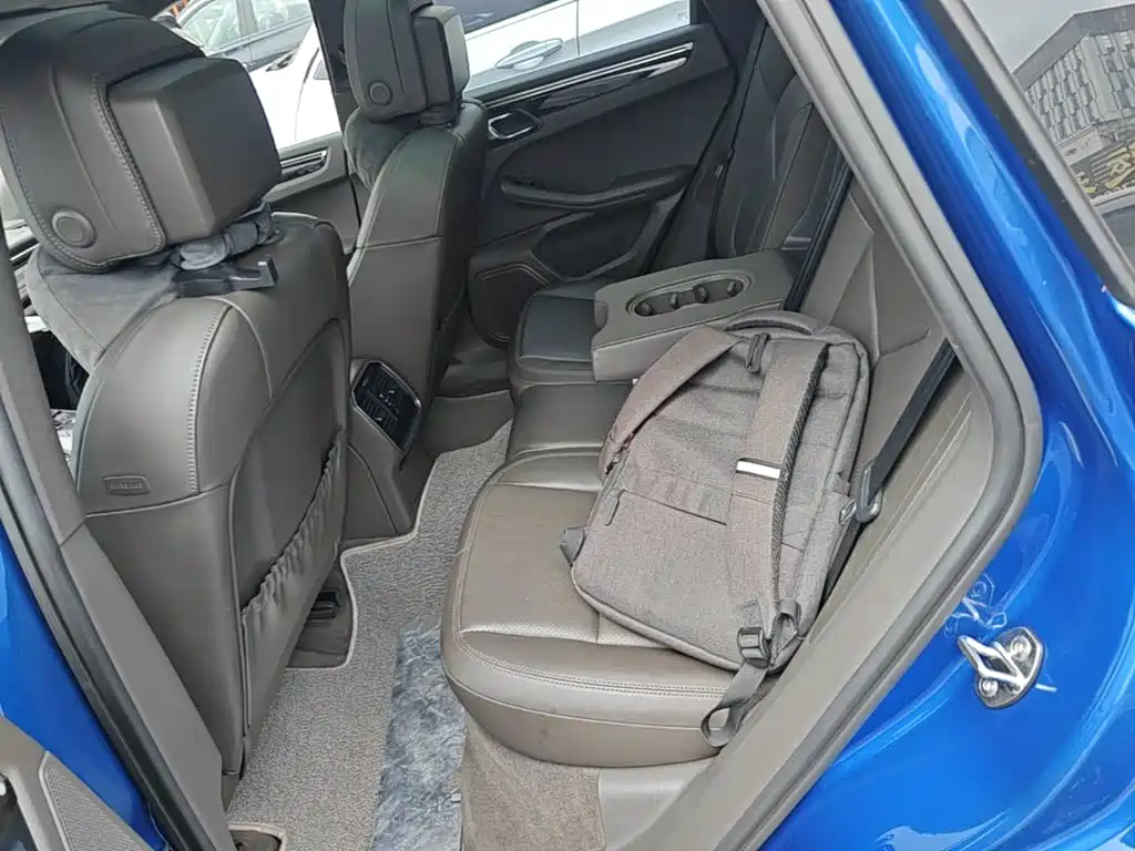 Porsche Macan — миниатюра 17