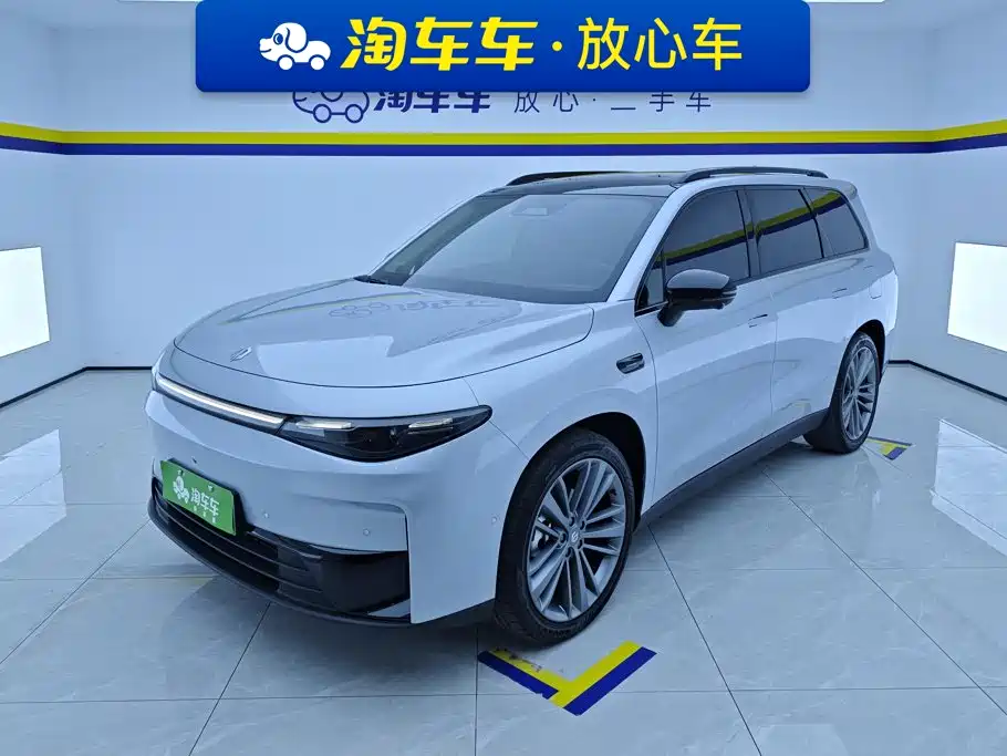 Leapmotor C16