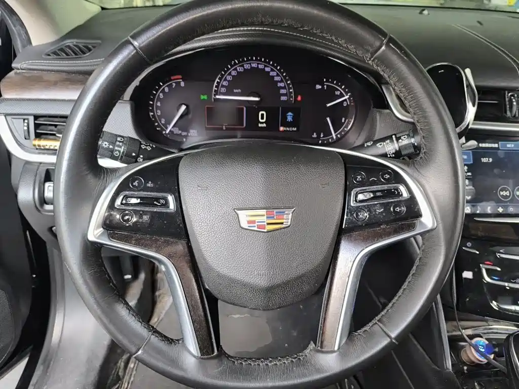Cadillac XTS — миниатюра 11